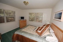 RedAwning Golden Bear Trail Holiday home